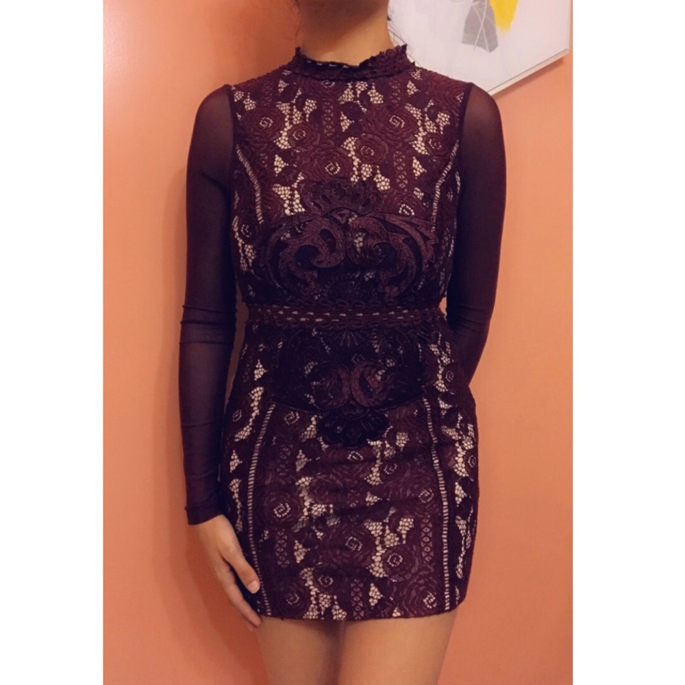 Windsor lace dress
